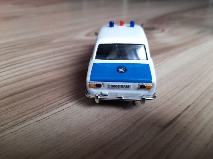 VAZ LADA 1200 Estonian Police 1/43 - Image 4