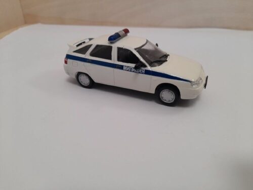 LADA 112 VAZ 2112 Miilits valge
