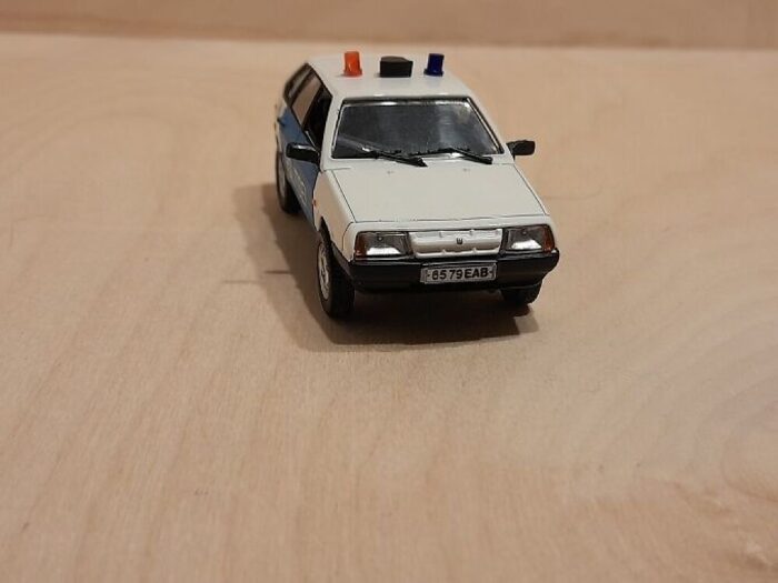LADA VAZ  2109 Eesti politsei 1/43 - Image 3