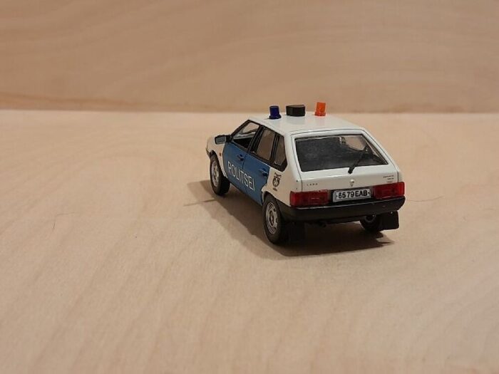 LADA VAZ  2109 Eesti politsei 1/43 - Image 4