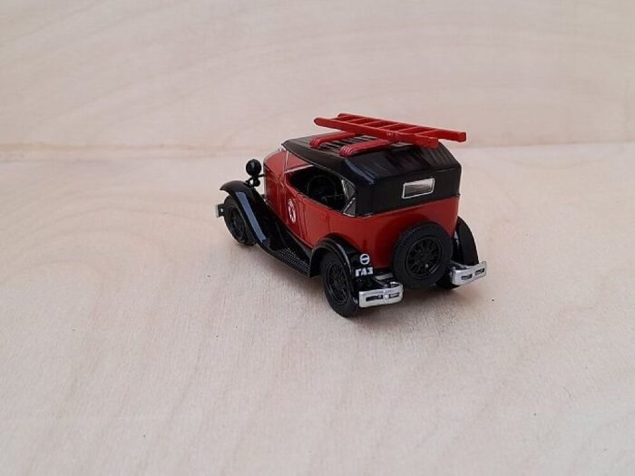 GAZ A Fire Truck 1/43 - Image 4