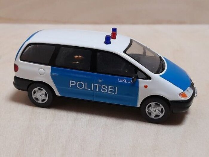 EESTI POLITSEI VW SHARAN 1/43 Pärnu prefektuur - Image 2