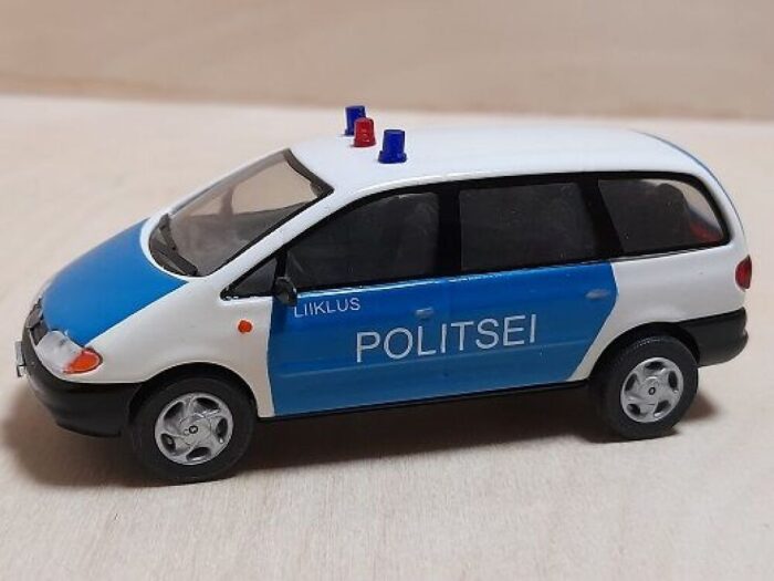 EESTI POLITSEI VW SHARAN 1/43 Pärnu prefektuur - Image 4