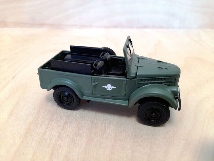 Gaz 69 dessantväed  1/43