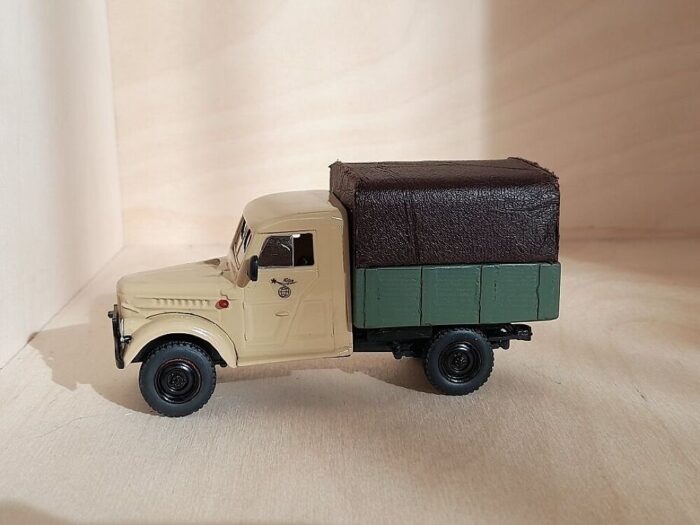 GAZ 69  KAENGSAENG 688 Põhja Korea 1/43 - Image 2