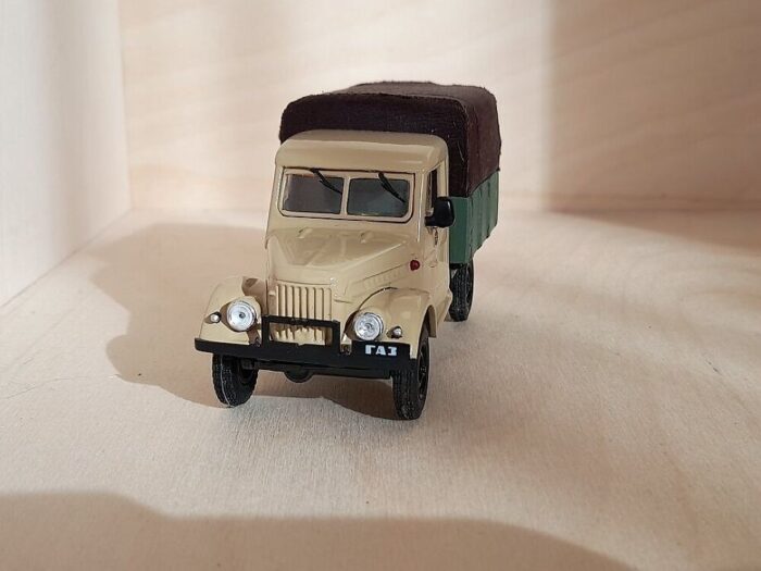 GAZ 69  KAENGSAENG 688 Põhja Korea 1/43 - Image 5