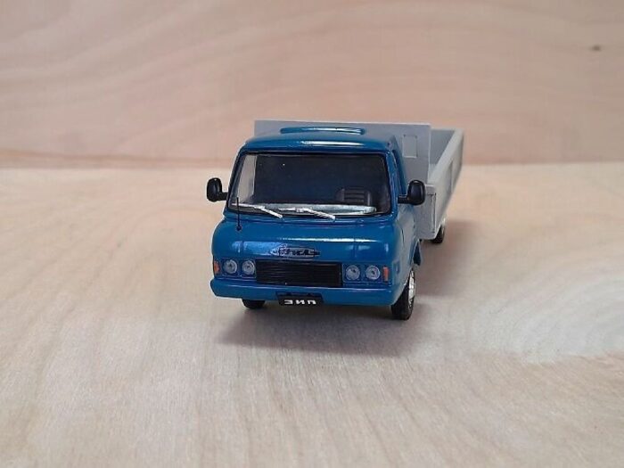 ZIL - 3207 kastiga  1/43 - Image 3