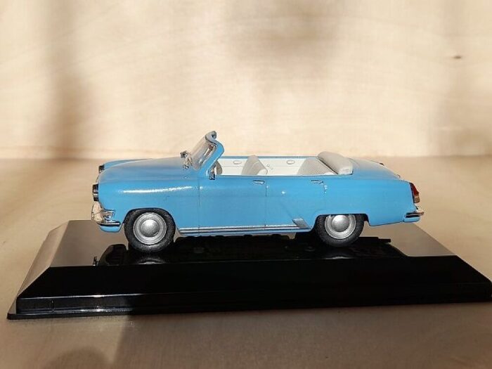 Volga gaz 21  Cabrio 1/43 Sinine