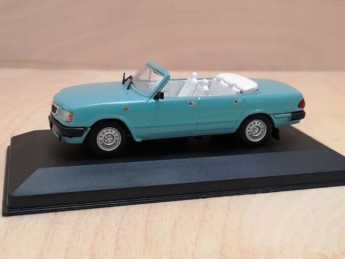 VOLGA GAZ 3110 Kabrio 1/43 - Image 4