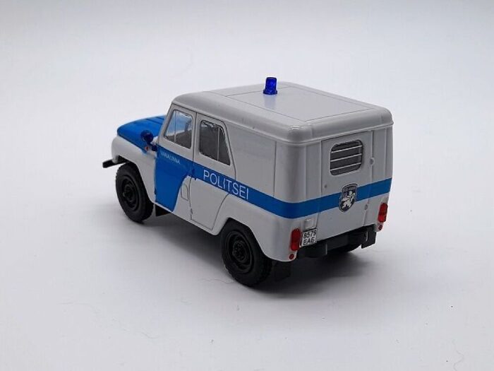 Eesti Politsei UAZ 469 Tallinn Vanalinna,1992a  1/43 - Image 3
