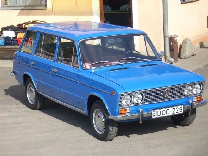 LADA VAZ 2103 universaal 1/43 - Image 7