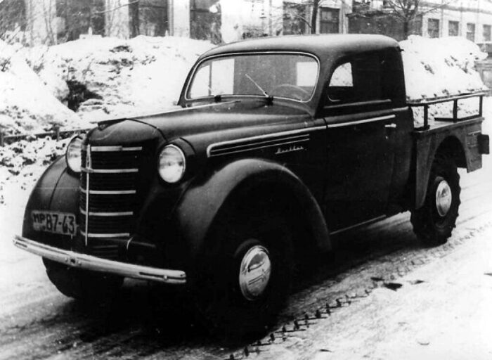 Moskvich 400 pickup truck 1/43 - Image 4
