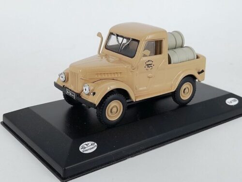 GAZ 69 1/43