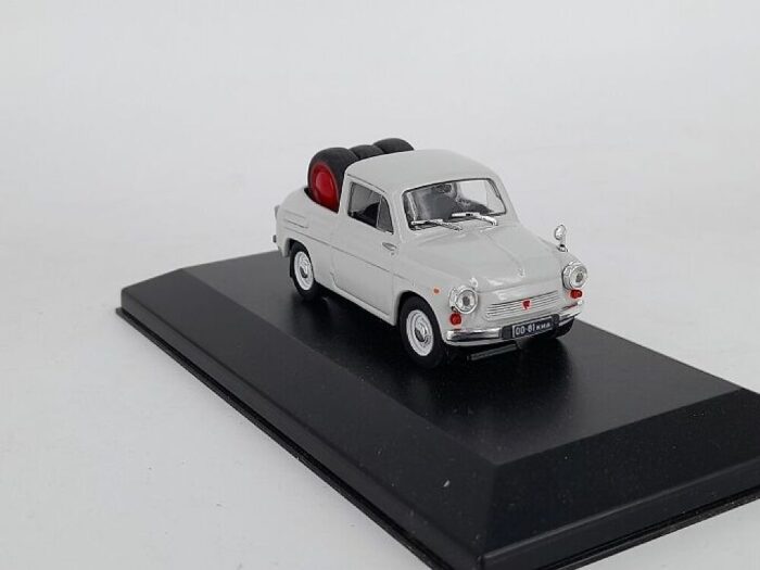 ZAZ 965 PIKAP  1/43 - Image 4