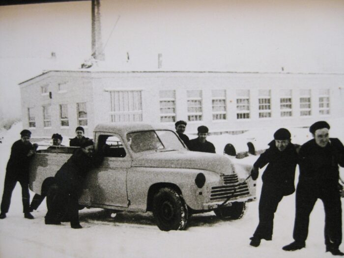 GAZ 20 PIKAP 1/43 - Image 5