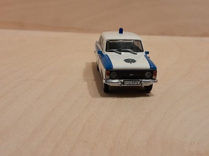 Border guard car Moskvich IZ 412 1/43 - Image 2