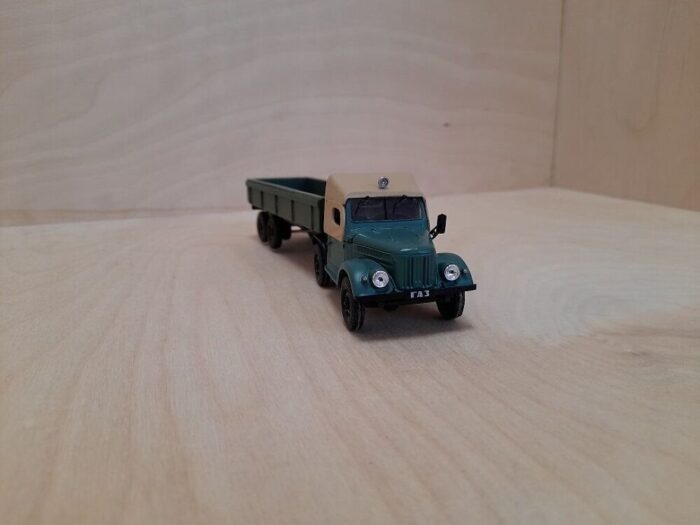 Veoauto. UAZ 456 1/43 - Image 5