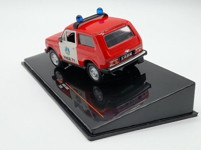 Fire truck Niva Vaz LADA 2121 Paide Estonia 1/43 - Image 2