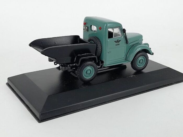 GAZ 69 Kallur 1/43 - Image 2