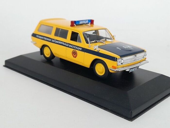 Volga Gaz 24 02 Police 1/43 - Image 5