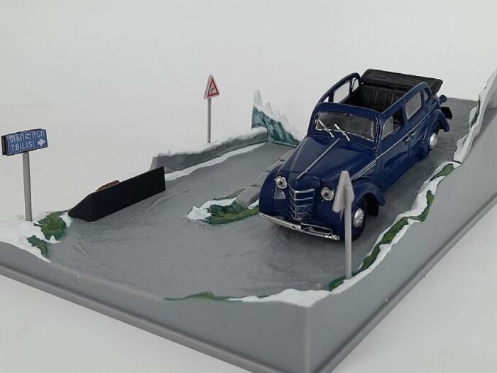 Москвич 400 Кабриолет 1/43 Диорама Тбилиси — изображение 2