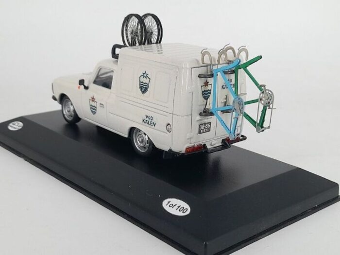 Москвич ИЖ 2715 Велоклуб Kalev Эстония 1/43 — изображение 2