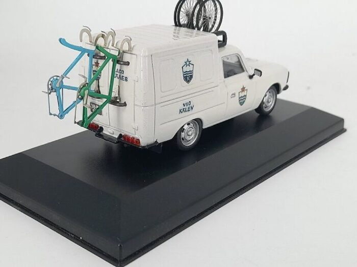 Москвич ИЖ 2715 Велоклуб Kalev Эстония 1/43 — изображение 3