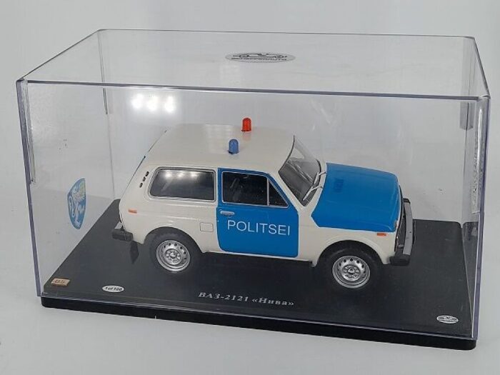 Niva VAZ 2121 Estonian Police 1/24 - Image 5