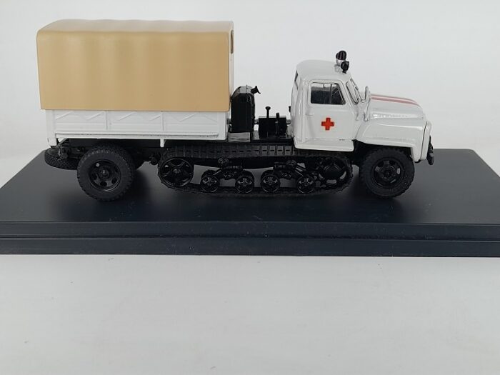 Ambulance BVSM-80 / Fast off-road vehicle model 1980 1/43 - Image 2