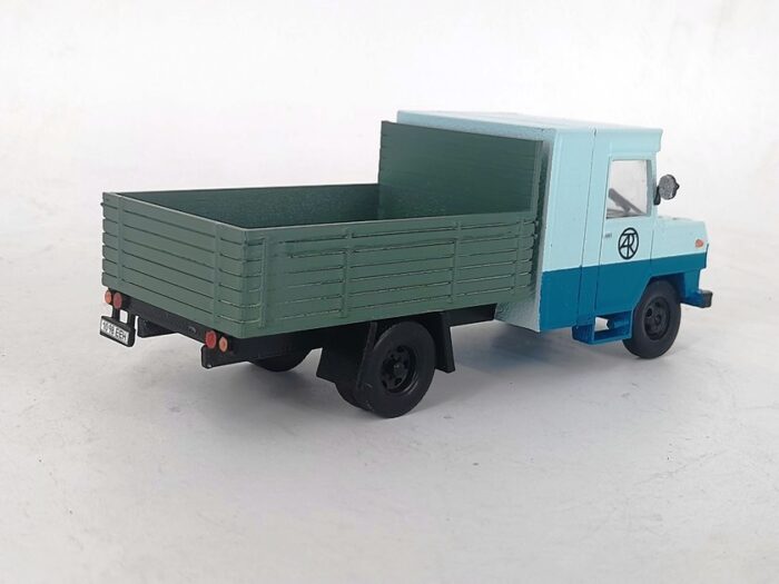 TA 3760 01 truck 1/43 - Image 3
