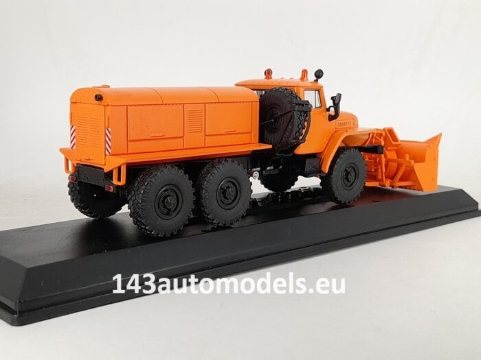 УРАЛ Д 902 Роторный снегоочиститель  ДЭ-210 (131) 1/43 — изображение 4