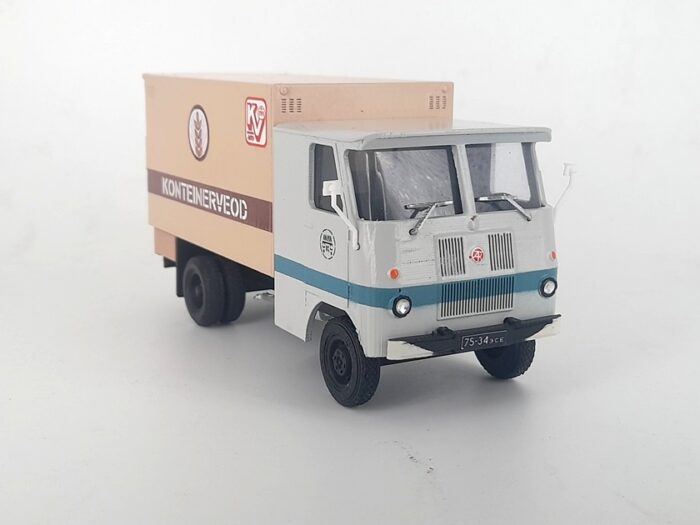 Опытный образец фургона TA-943/943E ETKVL 1/43 — изображение 5
