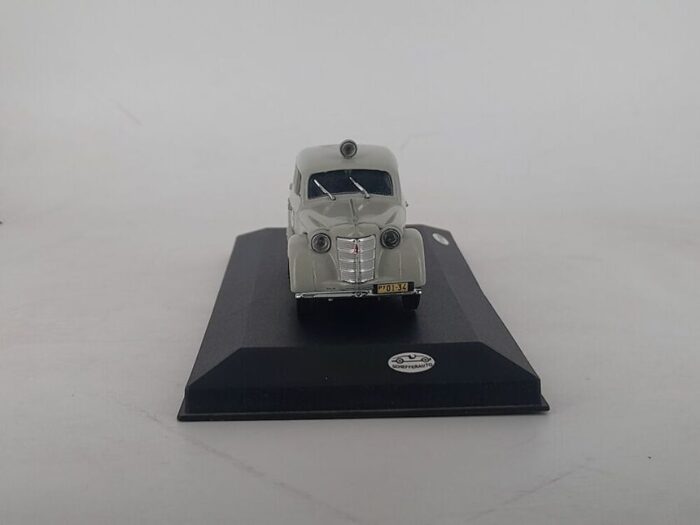 Москвич 400 Медицинская помощь Эстонская ССР 1/43 — изображение 3
